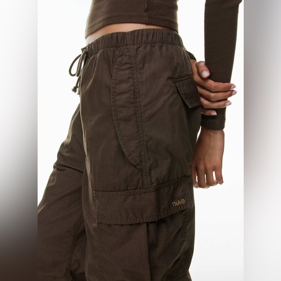 Aritzia Tna Sz XS Squad Pocket Parachute Pant Brown - Picture 2 of 15